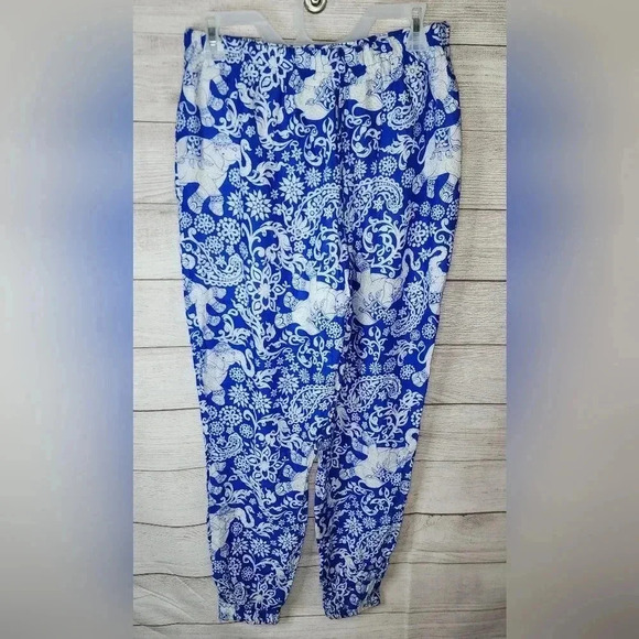 The Elephant Pants 🐘 size large - Picture 2 of 7
